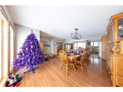 3801 57A Avenue, Lloydminster, AB - Indoor Photo Showing Dining Room