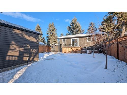 219 Midlawn Close Se, Calgary, AB - Outdoor