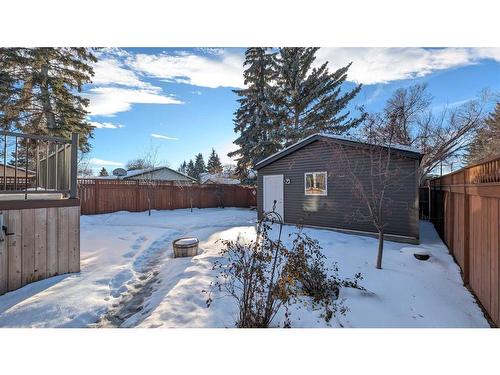 219 Midlawn Close Se, Calgary, AB - Outdoor