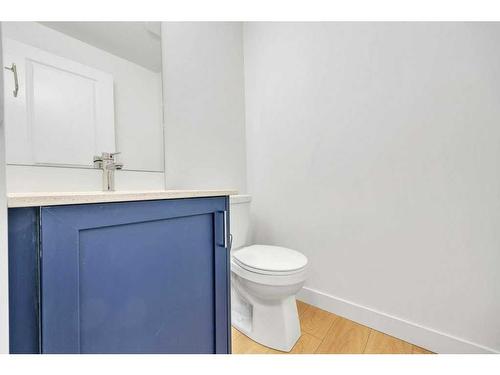 306-8535 19 Avenue Se, Calgary, AB - Indoor Photo Showing Bathroom