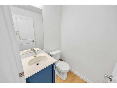 306-8535 19 Avenue Se, Calgary, AB - Indoor Photo Showing Bathroom