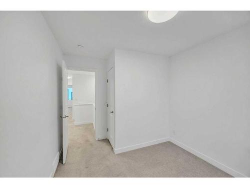 306-8535 19 Avenue Se, Calgary, AB - Indoor Photo Showing Other Room