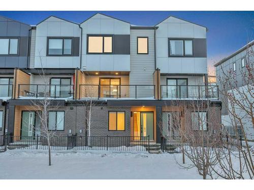 306-8535 19 Avenue Se, Calgary, AB - Outdoor With Balcony