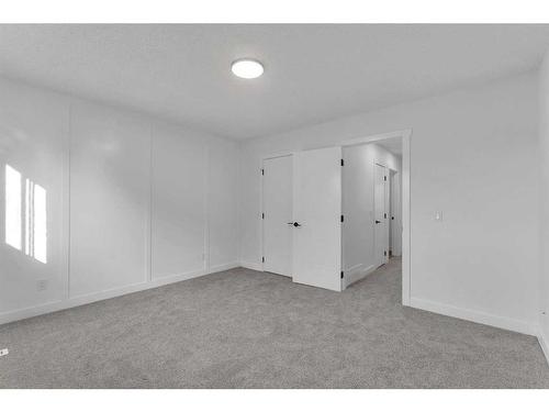 87-2511 38 Street Ne, Calgary, AB - Indoor Photo Showing Other Room