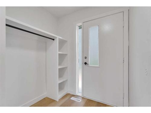 87-2511 38 Street Ne, Calgary, AB - Indoor With Storage