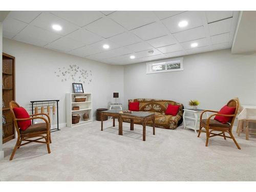 816 Diamond Court Se, Calgary, AB - Indoor Photo Showing Basement