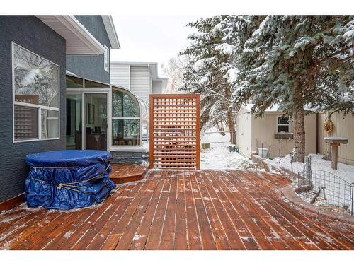 816 Diamond Court Se, Calgary, AB - Outdoor With Deck Patio Veranda