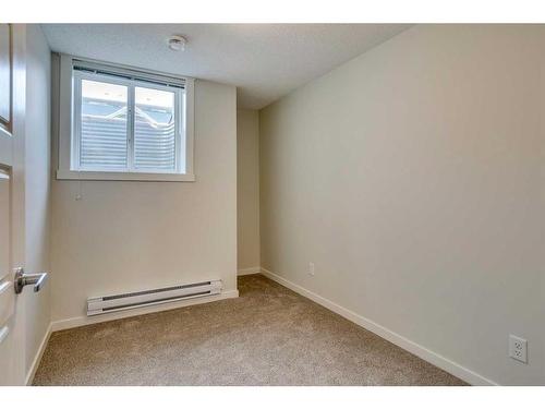 426 Cranbrook Square Se, Calgary, AB - Indoor Photo Showing Other Room