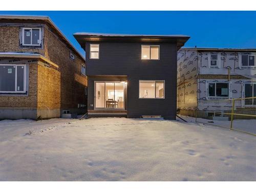 907 Langholm Drive Se, Airdrie, AB - Outdoor