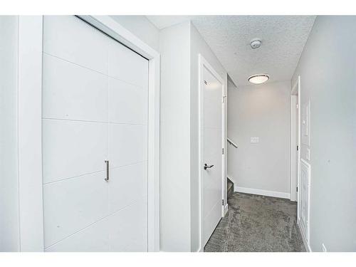 2403-95 Burma Star Road Sw, Calgary, AB - Indoor Photo Showing Other Room