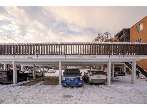 205-507 57 Avenue Sw, Calgary, AB - Outdoor With Balcony