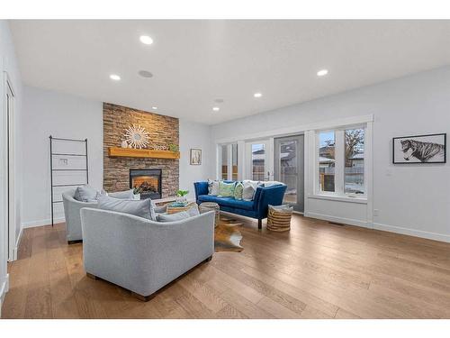 2035 37 Avenue Sw, Calgary, AB - Indoor Photo Showing Living Room With Fireplace