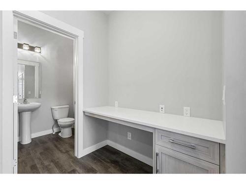 109 Skyview Parade Ne, Calgary, AB - Indoor Photo Showing Bathroom