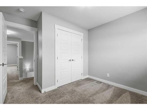 109 Skyview Parade Ne, Calgary, AB - Indoor Photo Showing Other Room