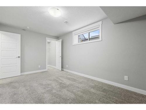 109 Skyview Parade Ne, Calgary, AB - Indoor Photo Showing Other Room