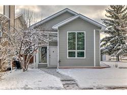 3 Sanderling Hill NW Calgary, AB T3K 3B8