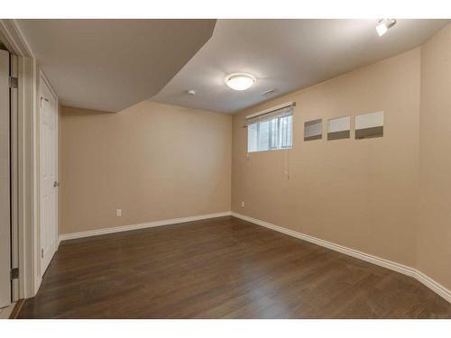 2-1617 27 Avenue Sw, Calgary, AB - Indoor Photo Showing Other Room