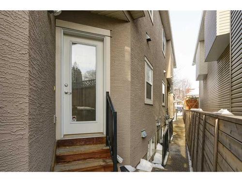 2-1617 27 Avenue Sw, Calgary, AB - Outdoor With Exterior