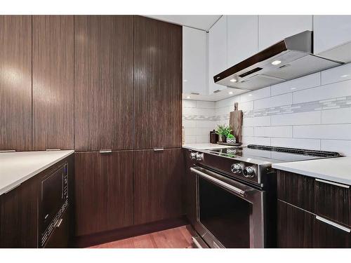 3201-930 6 Avenue Sw, Calgary, AB - Indoor Photo Showing Kitchen