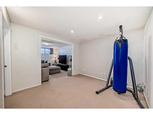 15 Prestwick Row Se, Calgary, AB - Indoor