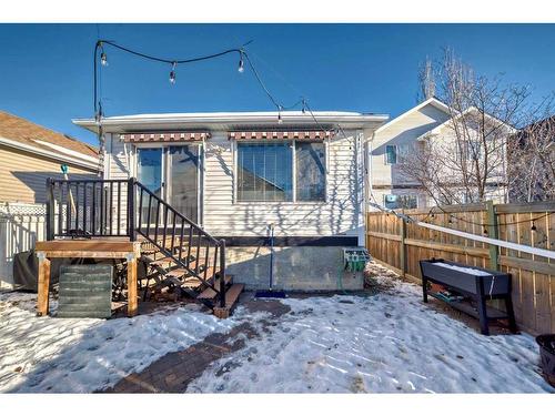 15 Prestwick Row Se, Calgary, AB - Outdoor With Deck Patio Veranda