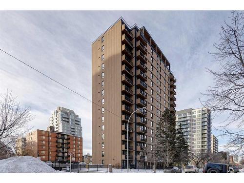 1503-733 14 Avenue Sw, Calgary, AB - Outdoor With Balcony With Facade