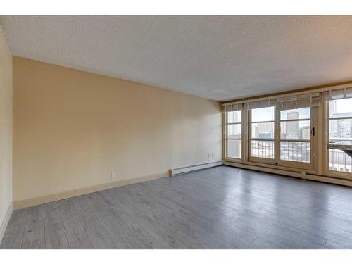 1503-733 14 Avenue Sw, Calgary, AB - Indoor Photo Showing Other Room