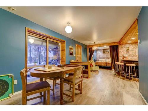 127 & 129-44101 Range Road 214, Rural Camrose County, AB - Indoor Photo Showing Dining Room