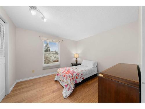 152-330 Canterbury Drive Sw, Calgary, AB - Indoor With Storage