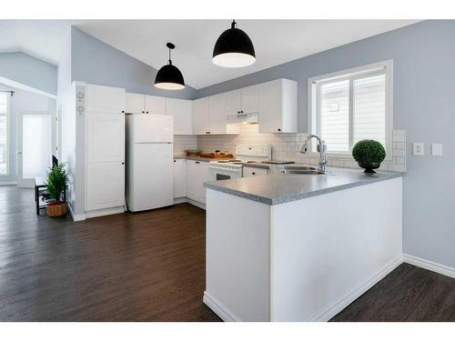 1158 Country Hills Circle Nw, Calgary, AB - Indoor Photo Showing Kitchen With Double Sink