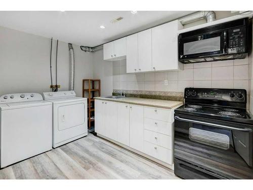 1158 Country Hills Circle Nw, Calgary, AB - Indoor Photo Showing Laundry Room