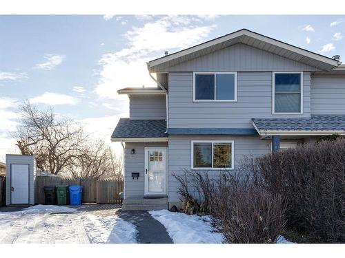 1015 Fonda Court Se, Calgary, AB - Outdoor