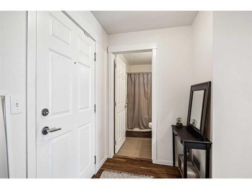 1402-99 Copperstone Park Se, Calgary, AB - Indoor Photo Showing Other Room