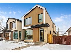 3117 13 Avenue SW Calgary, AB T3C 0V3