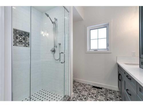 218 Red Tail Ridge Se, High River, AB - Indoor Photo Showing Bathroom