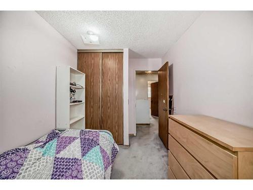 78 Hunterhorn Crescent Ne, Calgary, AB - Indoor Photo Showing Bedroom