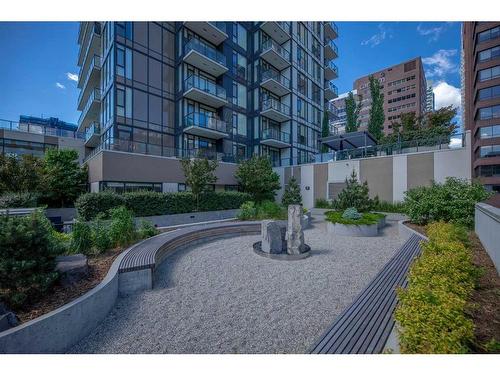 2605-310 12 Avenue Sw, Calgary, AB - Outdoor