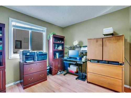 292 Riverview Close Se, Calgary, AB - Indoor