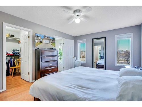 292 Riverview Close Se, Calgary, AB - Indoor Photo Showing Bedroom