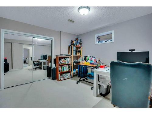 292 Riverview Close Se, Calgary, AB - Indoor