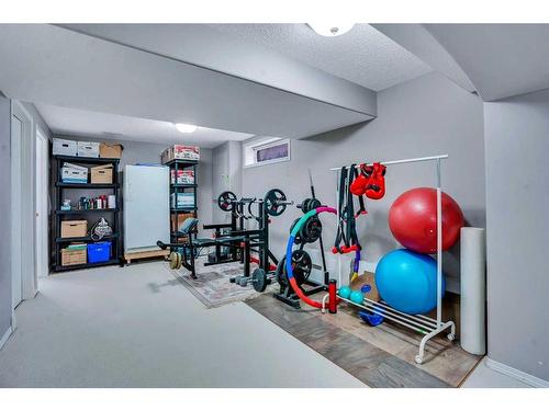 292 Riverview Close Se, Calgary, AB - Indoor