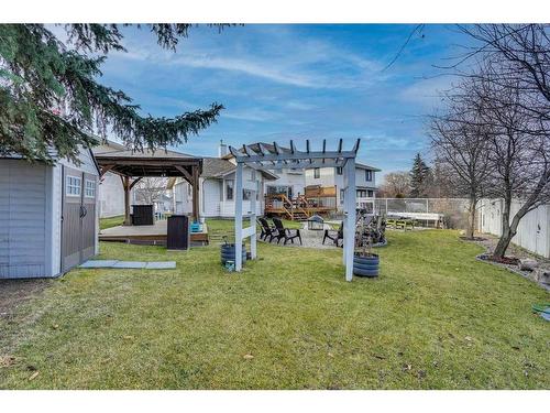 292 Riverview Close Se, Calgary, AB - Outdoor