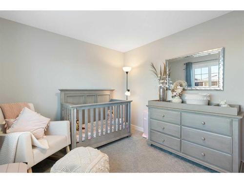 277 Ambleside Avenue Nw, Calgary, AB - Indoor Photo Showing Bedroom