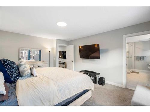 277 Ambleside Avenue Nw, Calgary, AB - Indoor Photo Showing Bedroom