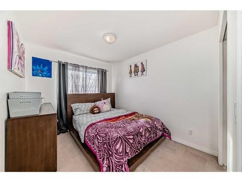 126 Hidden Creek Rise Nw, Calgary, AB - Indoor Photo Showing Bedroom