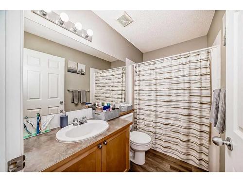 126 Hidden Creek Rise Nw, Calgary, AB - Indoor Photo Showing Bathroom