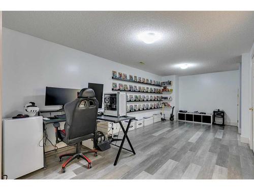 112 Chaparral Ridge Circle Se, Calgary, AB - Indoor Photo Showing Office