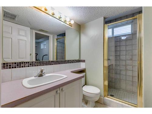 112 Chaparral Ridge Circle Se, Calgary, AB - Indoor Photo Showing Bathroom