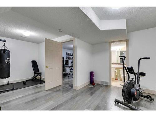 112 Chaparral Ridge Circle Se, Calgary, AB - Indoor Photo Showing Gym Room