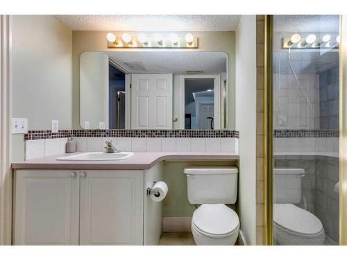 112 Chaparral Ridge Circle Se, Calgary, AB - Indoor Photo Showing Bathroom